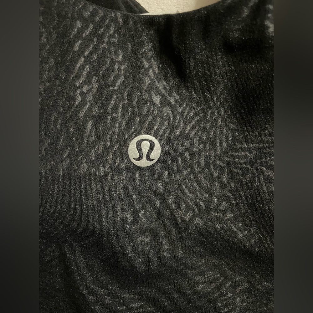 NWT Lululemon Align Tank Top Light Support A/B Cup Size 4 Ripple emboss Black - Picture 11 of 12